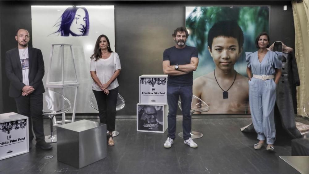Ana Pastor y Oscar Camps (Open Arms) presentan en Palma el documental 'Origen'