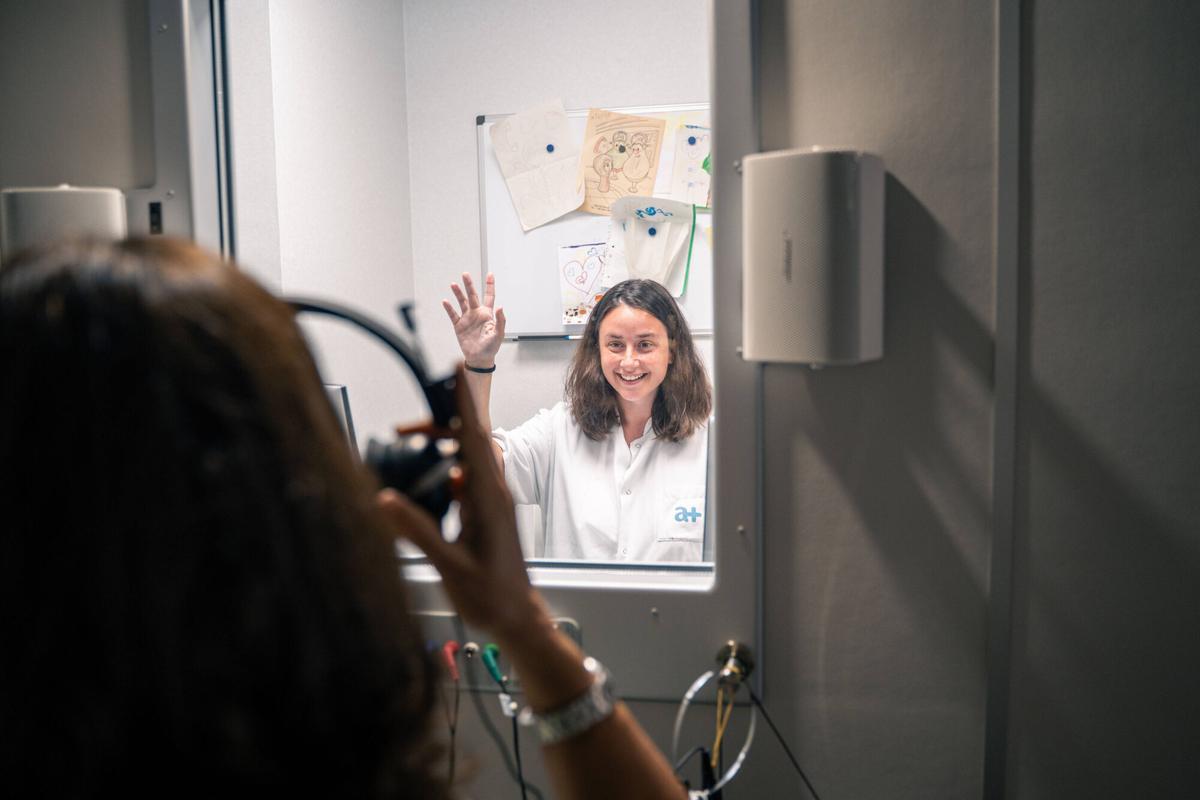 MANRESA. CAP BARRI ANTIC, LAIA PÉREZ. FA EL GRAU D'AUDIOLOGIA DE LA UVIC-UCC. AUDIÒLOGA DEL CAP BARRI ANTIC, QUE EL MAIG 2026 HA ESTRENAT CONSULTA PER FER AUDIOMETRIES.