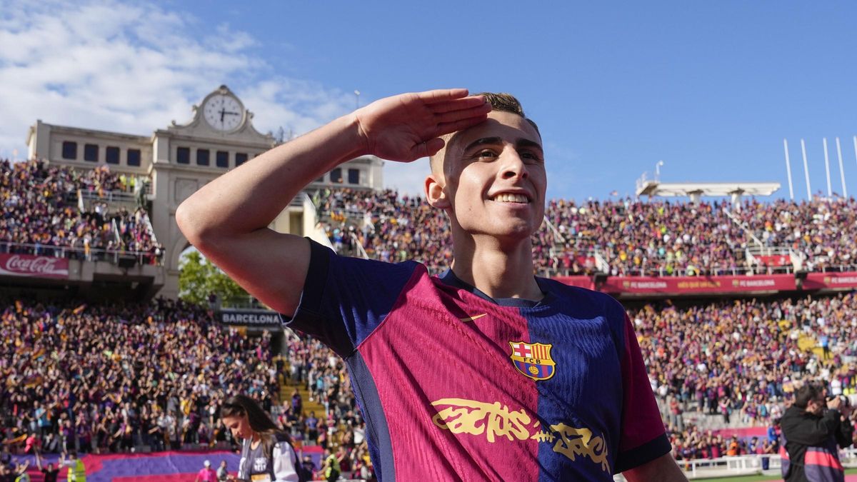 Fermín festeja su gol al Madrid en el clásico de Montjuïc, aunque luego fue anulado. Fermín festeja su gol al Madrid en el clásico de Montjuïc, aunque luego fue anulado.