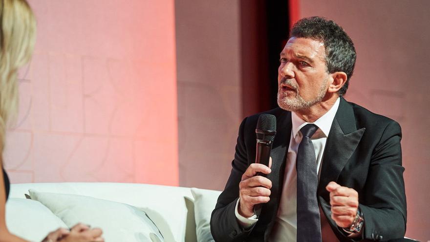 Antonio Banderas, sobre la Expo: &quot;Seguimos mirando al futuro y no podremos evitar seguir siendo felices&quot;