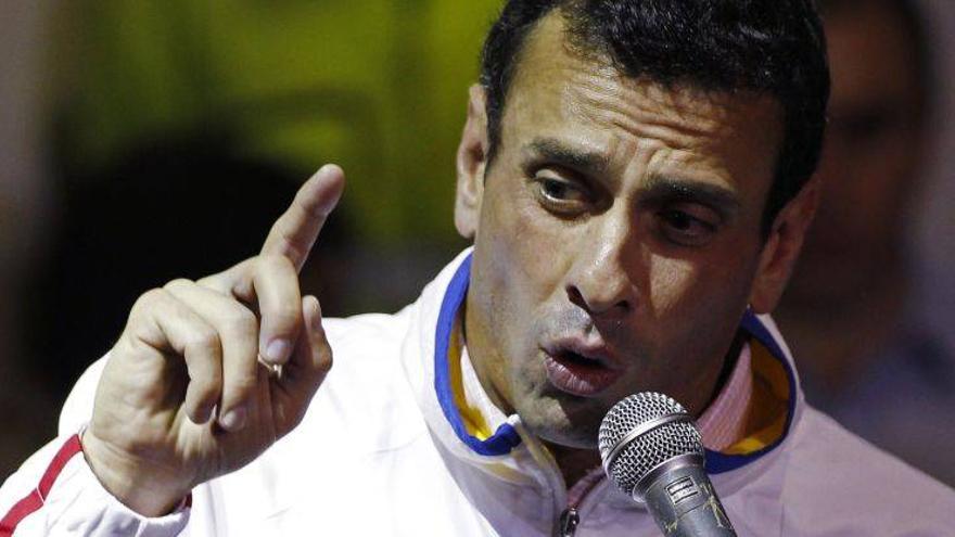 La oposición designa a Capriles jefe de campaña para las elecciones municipales