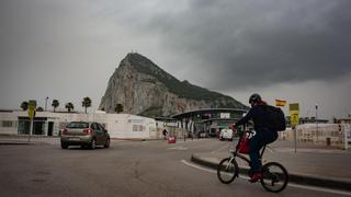 Misión, derribar la Verja: última llamada para alcanzar un acuerdo sobre Gibraltar antes de las europeas