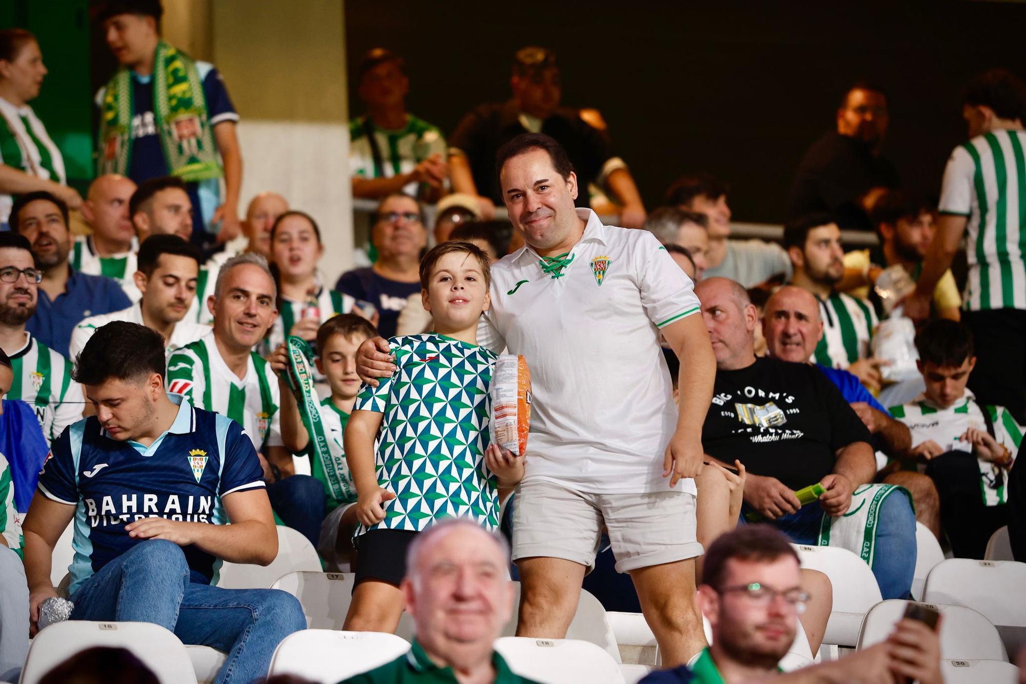 Córdoba CF-Cultural Leonesa | Las imágenes de la afición en El Arcángel