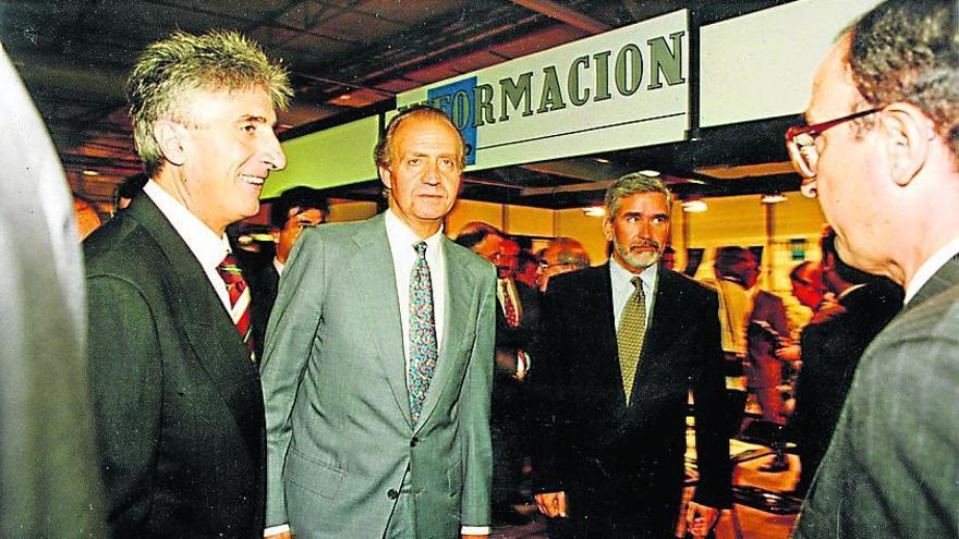 Los Reyes, en 1994 en el stand de INFORMACIÓN