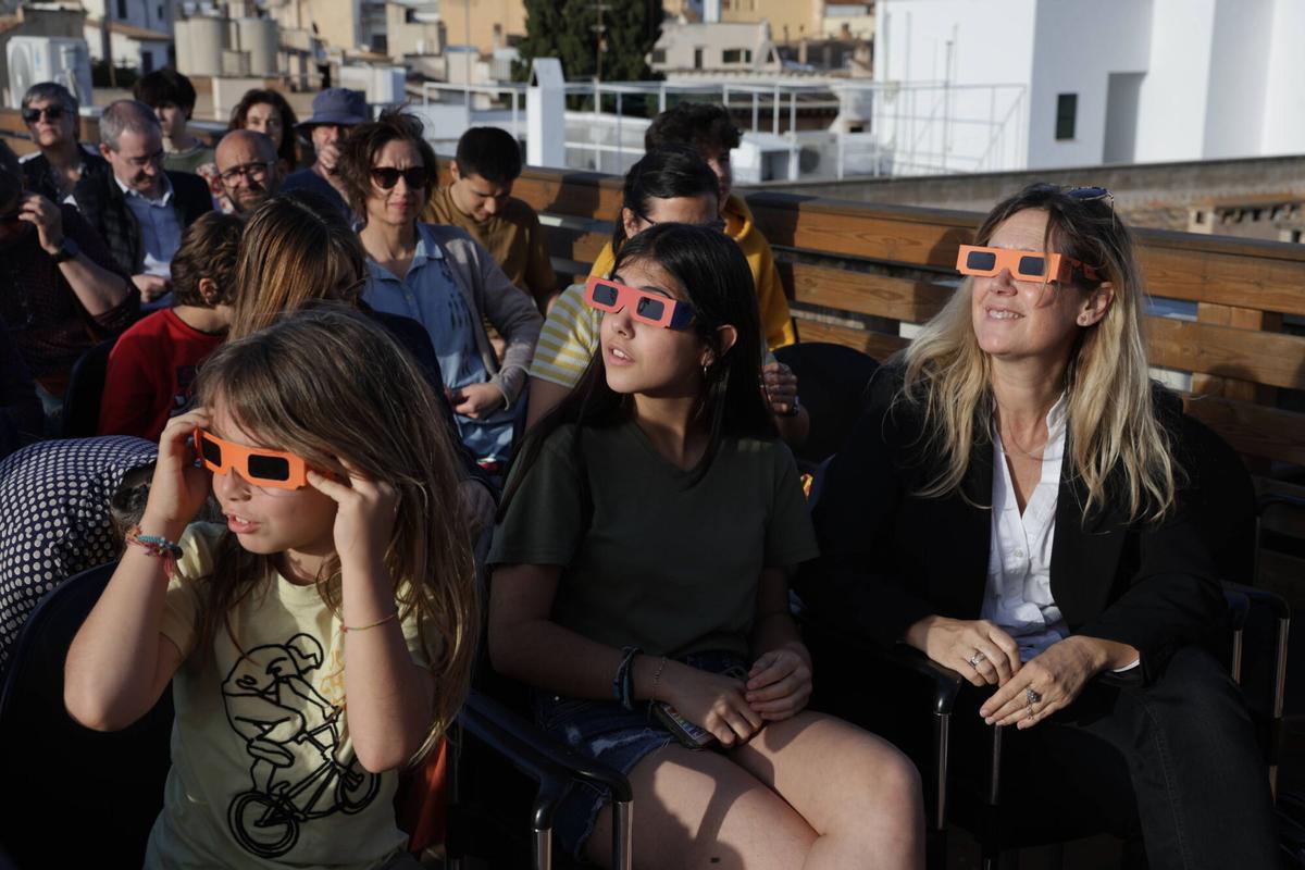 Taller solar eclipse Mallorca