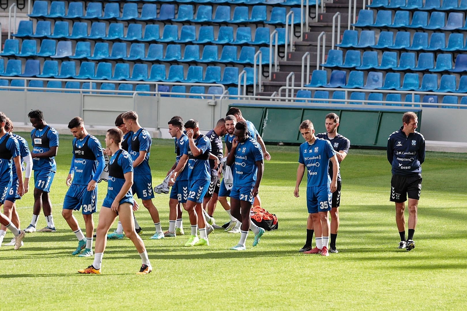 Entrenamiento del CD Tenerife antes del derbi canario