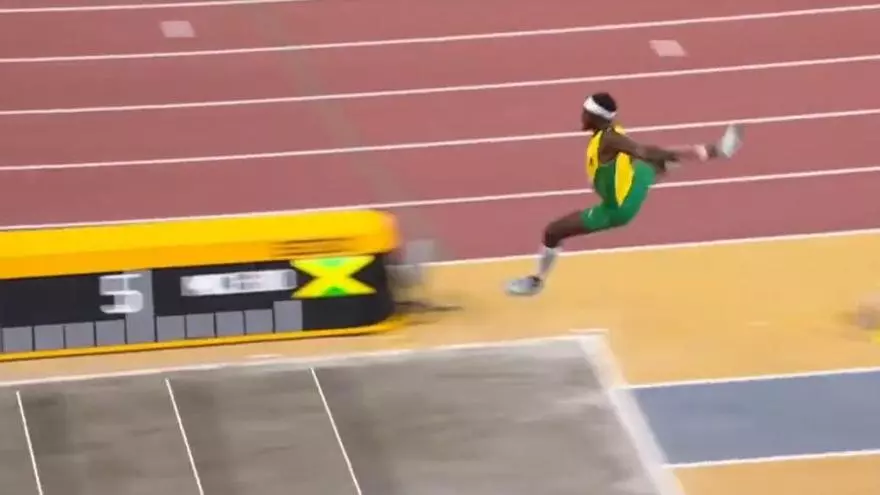 ¡Atentos al salto que se inventó McLeod!