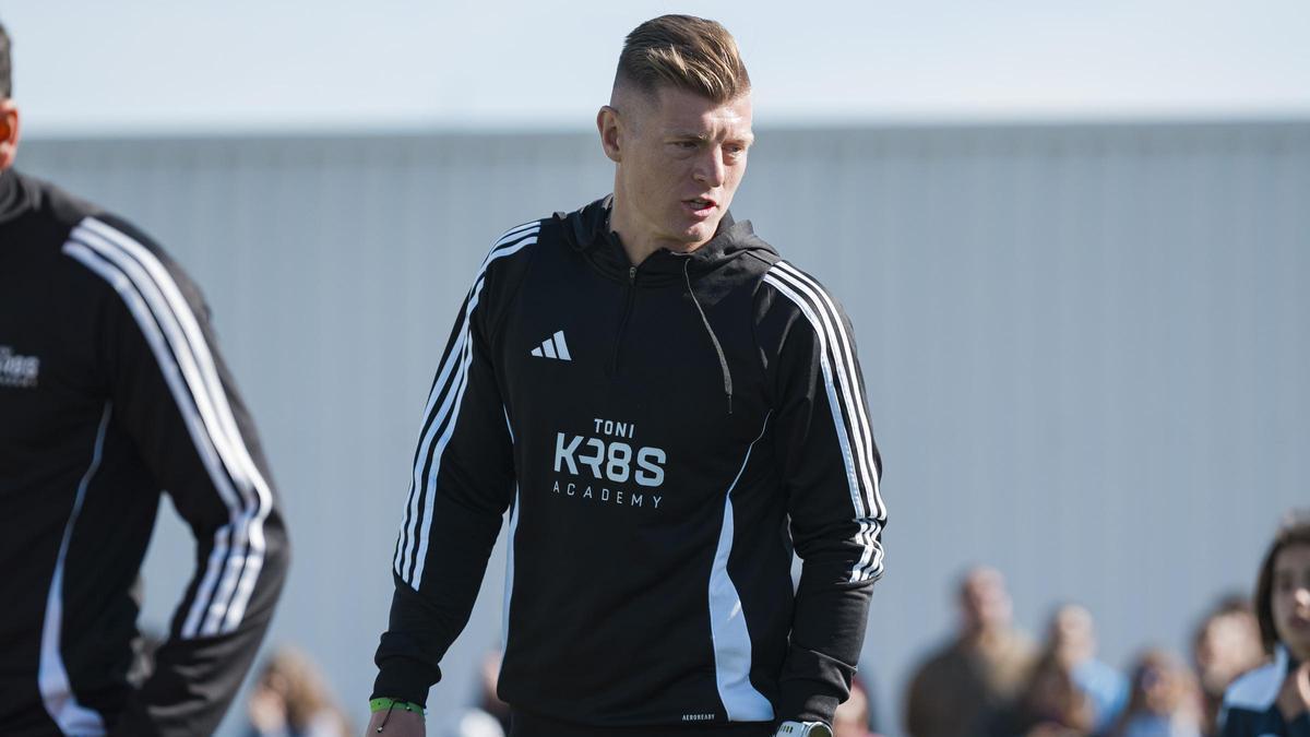 Vídeo | Los elogios de Toni Kroos al Villarreal en su visita a la Ciudad Deportiva para disputar la Yellow Cup Easter 2026