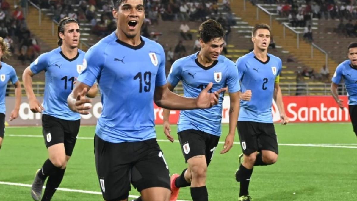 Uruguay sacó una importante victoria y sueña con el Mundial