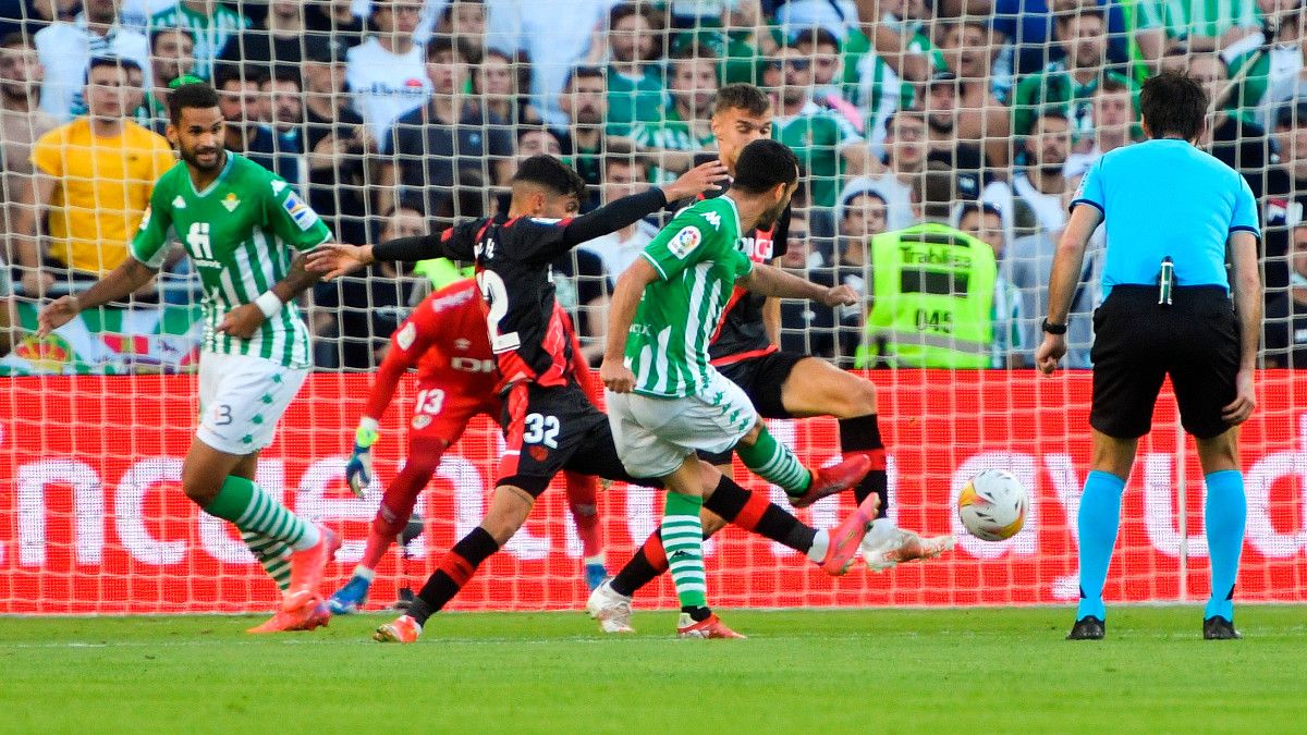 Imagen del encuentro entre Betis y Rayo