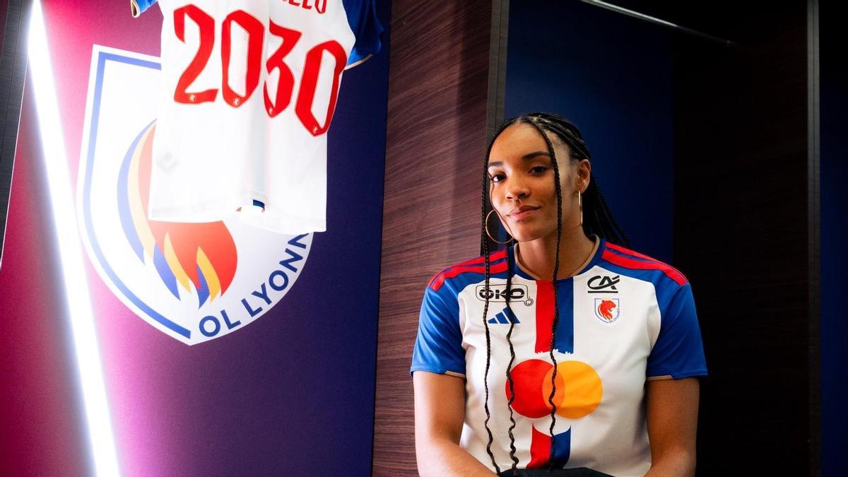 Salma Paralluelo ficha per l'OL Lyonnes
