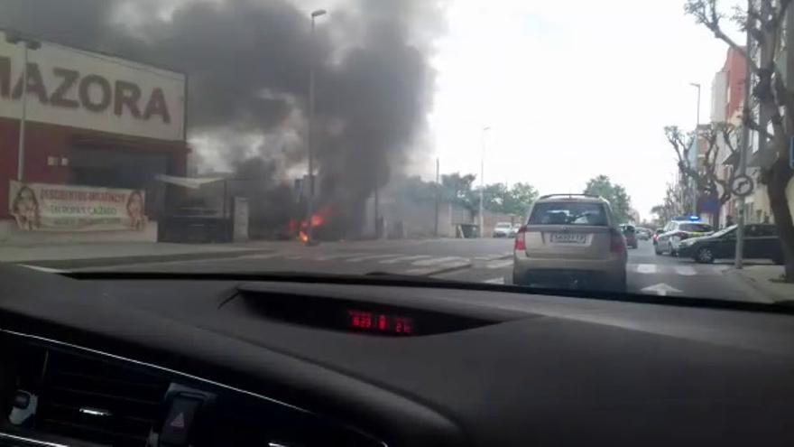 coche ardiendo almassora