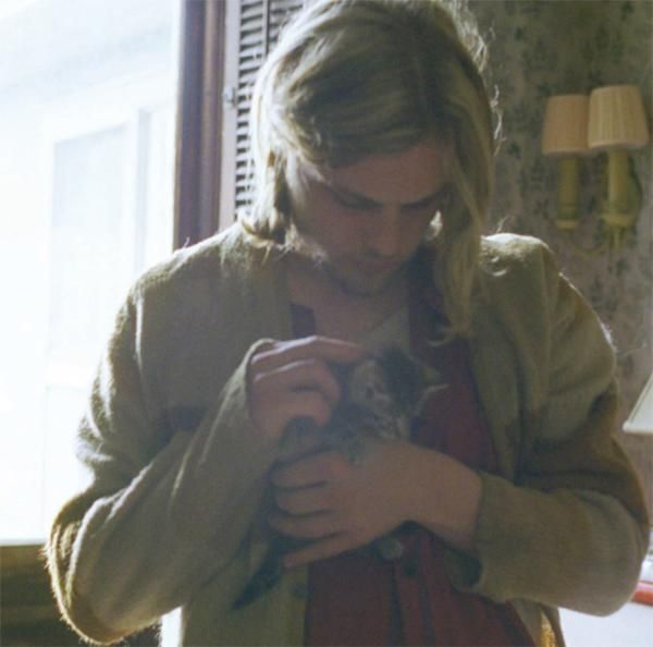 Kurt Cobain. «¿Vuelve el grunge?», se preguntan las estilistas. Lo que está claro es que este ot