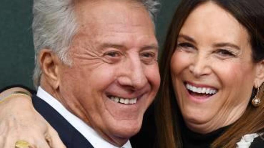 Acusan a Dustin Hoffman de acoso sexual en 1985