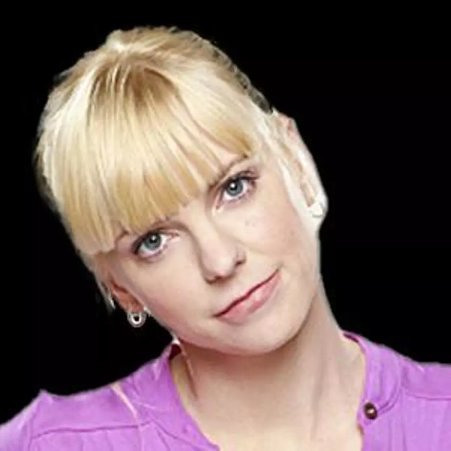 ANNA FARIS