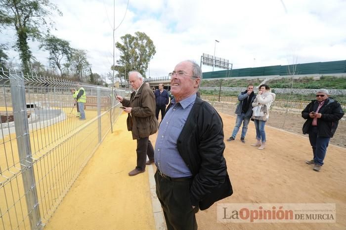 Alameda del Malecón: el entorno urbano del Segura estrena nuevo espacio verde