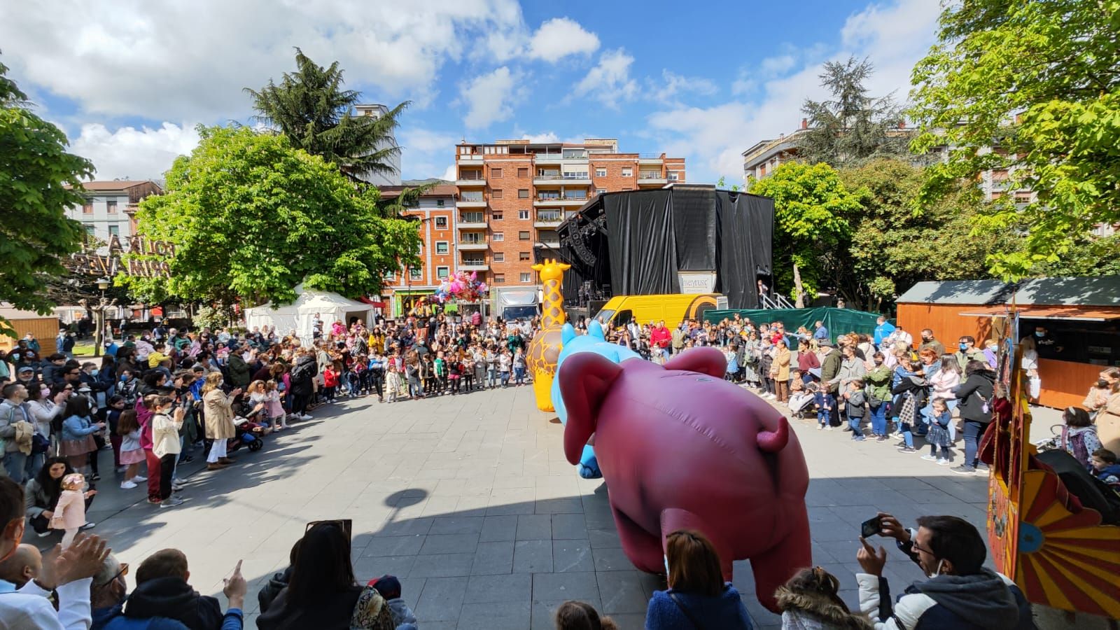 Así está siendo el segundo día de la Folixa na Primavera en Mieres