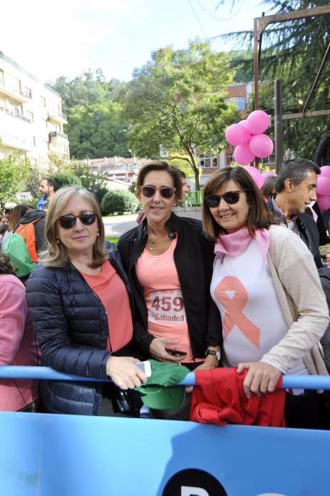 Carrera solidaria contra el cáncer de mama en Mieres