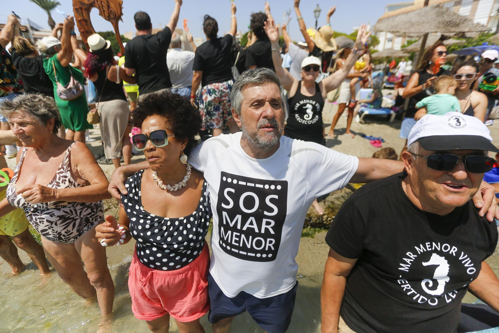 Todas las imágenes del Abrazo al Mar Menor en Los Alcázares