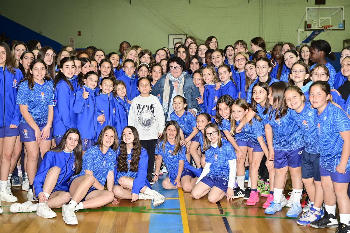 Galería | La presentación oficial del Fustecma Nou Bàsquet Femení Castelló en imágenes