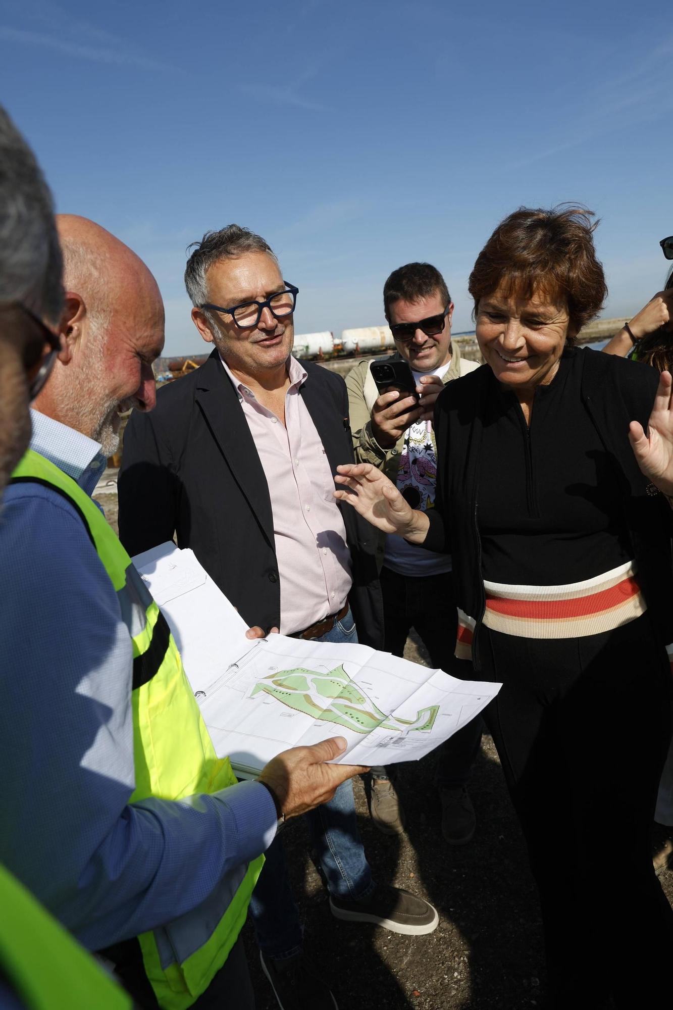 Así avanzan los trabajos en los terrenos de Naval Gijón (en imágenes)