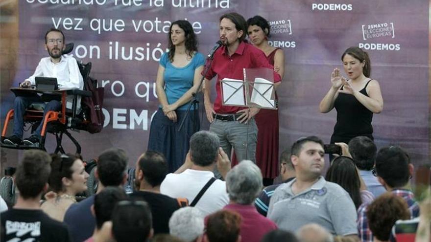 Podemos reivindica la política de los ciudadanos