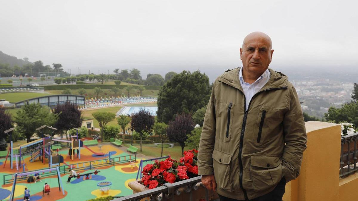 Gerardo Martínez, en las instalaciones del club de campo del Naranco.