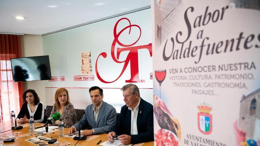 El municipio de Valdefuentes traslada su esencia cultural y artesanal al Gran Teatro cacereño