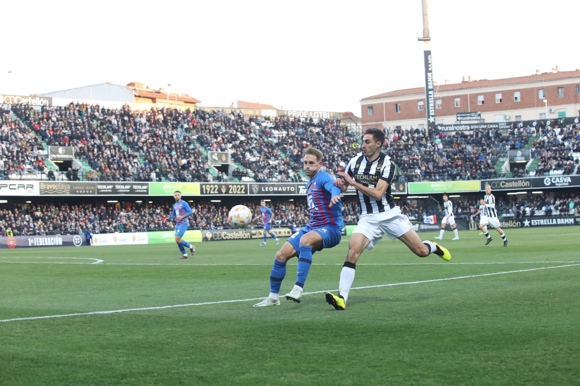 Galería | Así ha recibido la afición al Castellón antes de medirse al Eldense