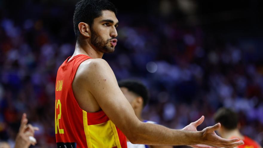 Archivo - El jugador español de baloncesto Santi Aldama, con la selección.