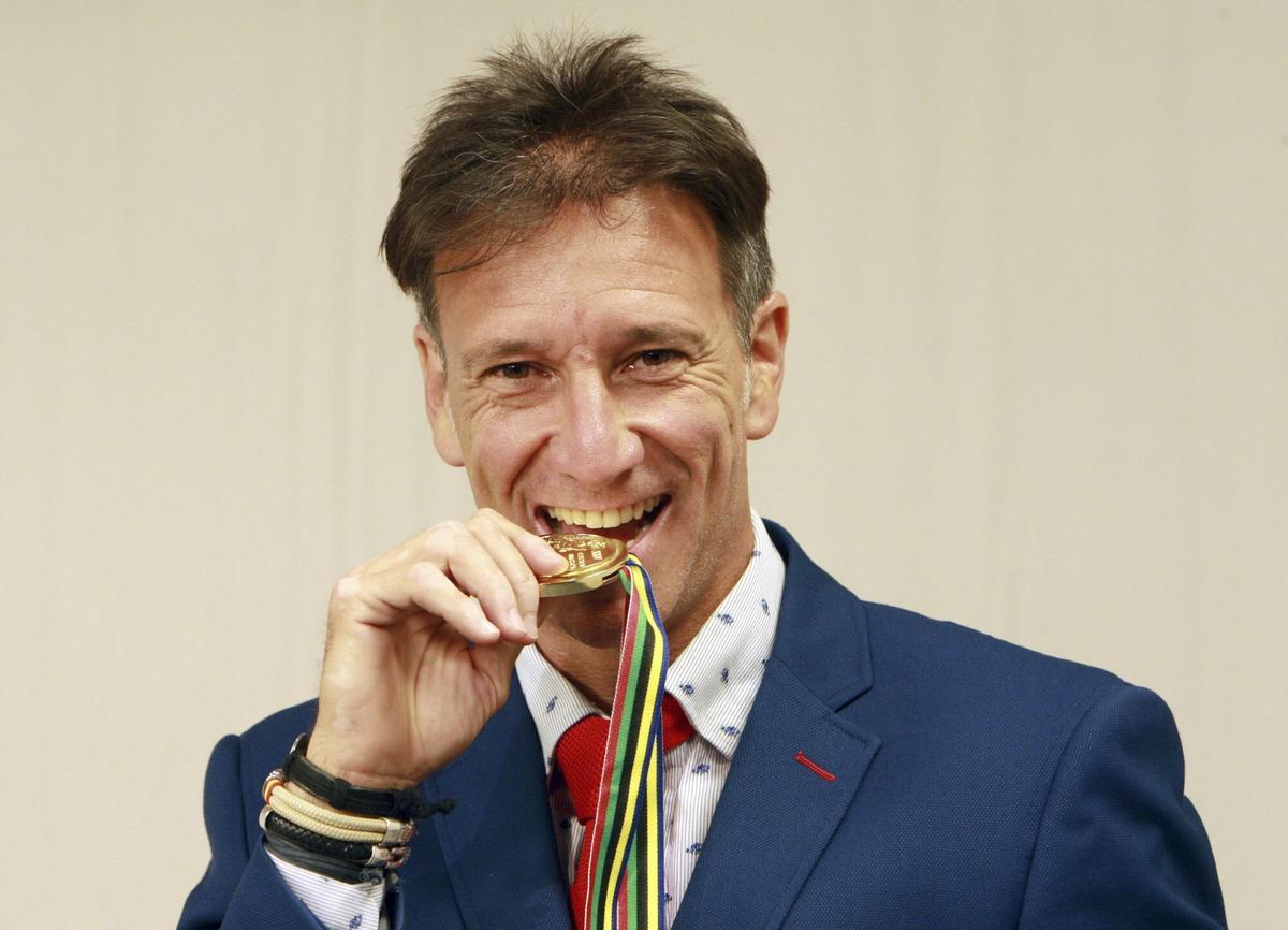 Alfonso Pérez Muñoz, con la medalla de oro de Barcelona 92