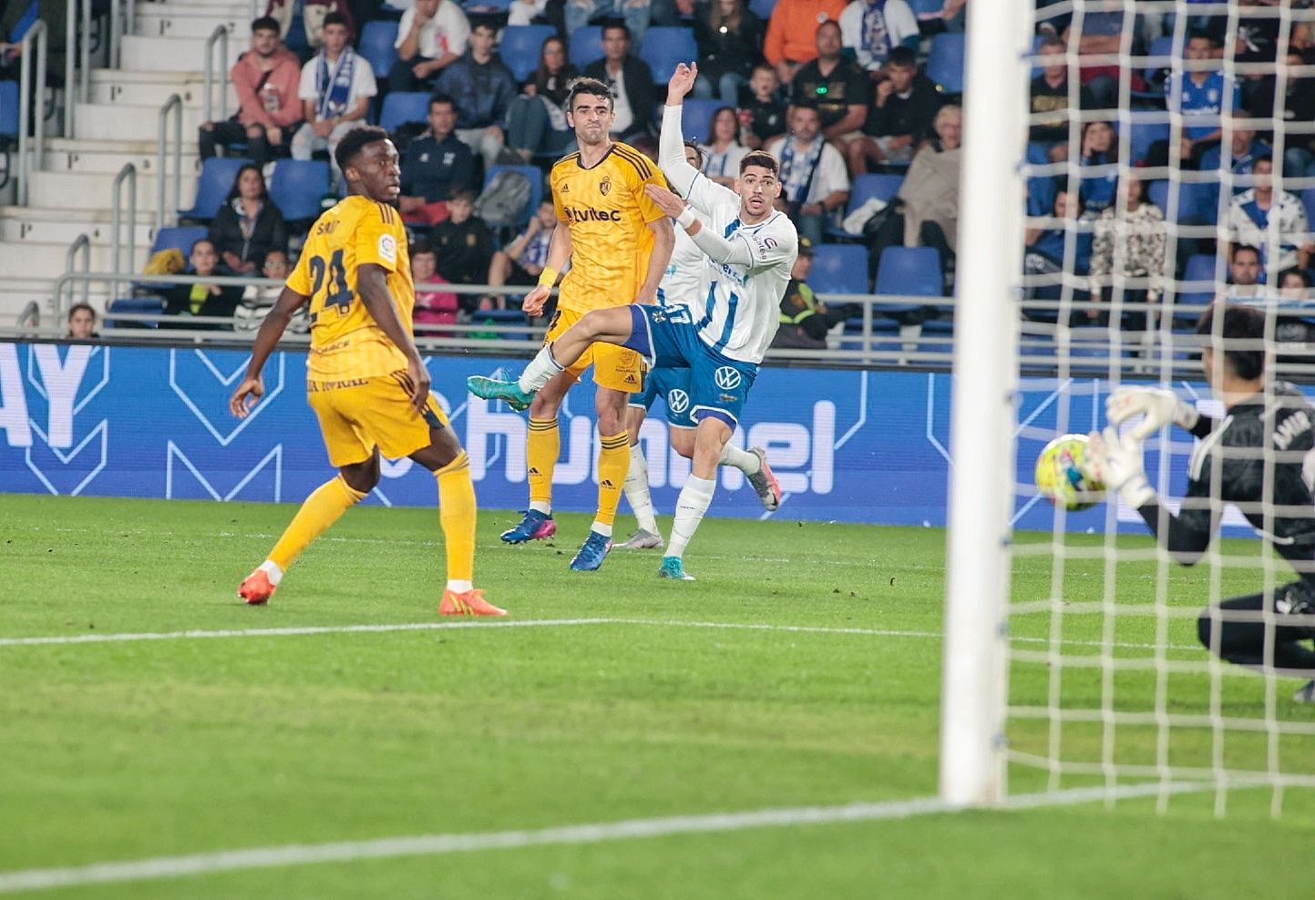 Partido CD Tenerife-Ponferradina