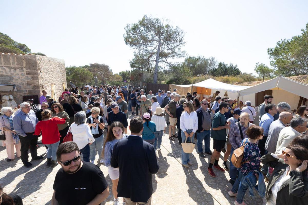 Ibiza se vuelve a enamorar de sa Caleta