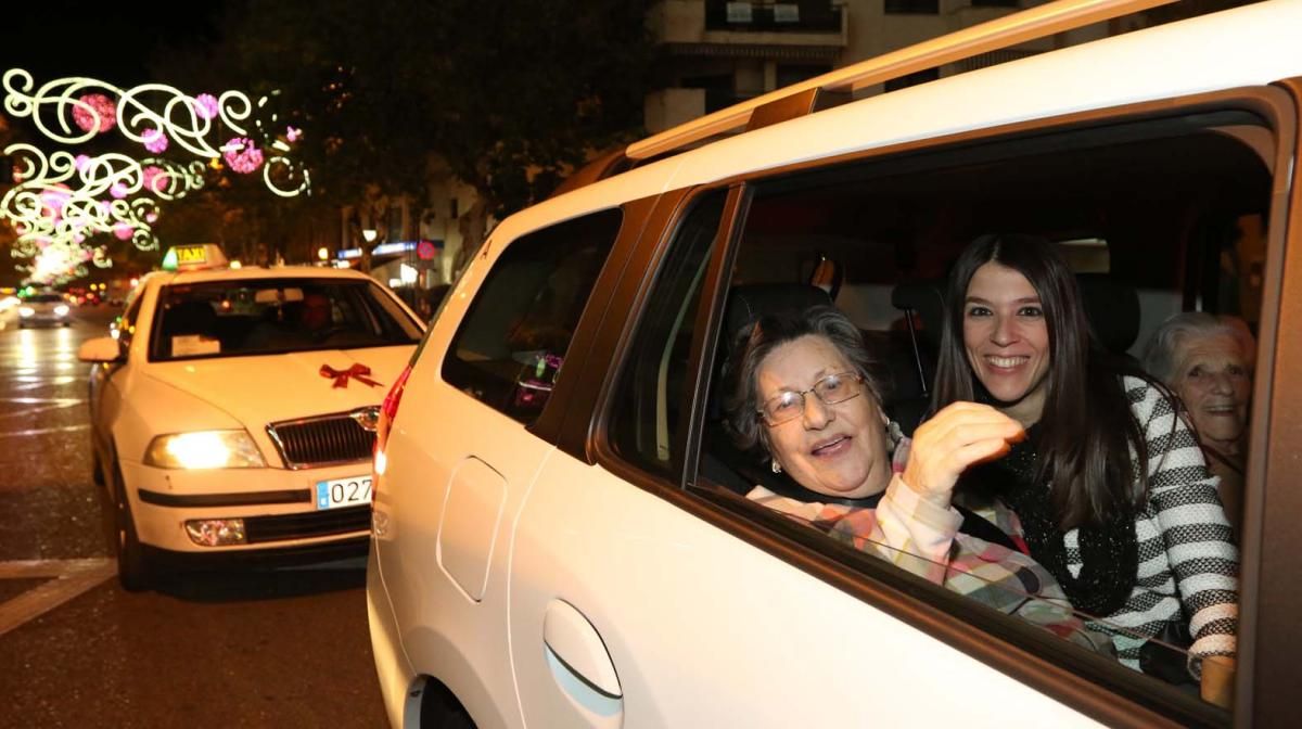 Los Taxistas ponen corazón a la Navidad