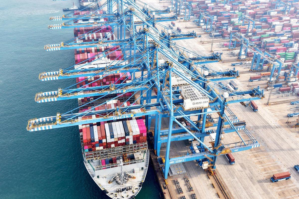 Containers en el puerto de Qingdao, en la provincia china de Shandong.
