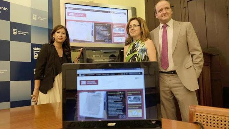 Gemma del Corral y David Bueno, del CEMI, presentaron la web.