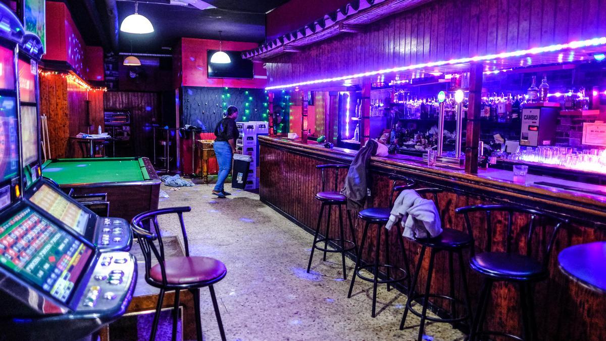 Un hombre muere apuñalado en un bar del Puerto