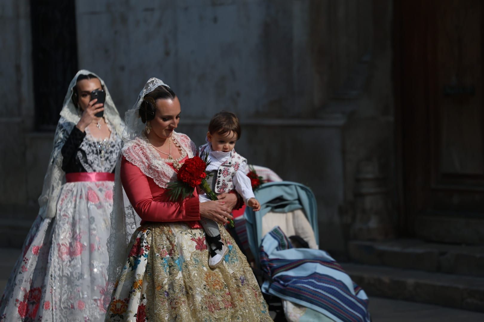 Búscate en la llegada a la plaza de la Virgen