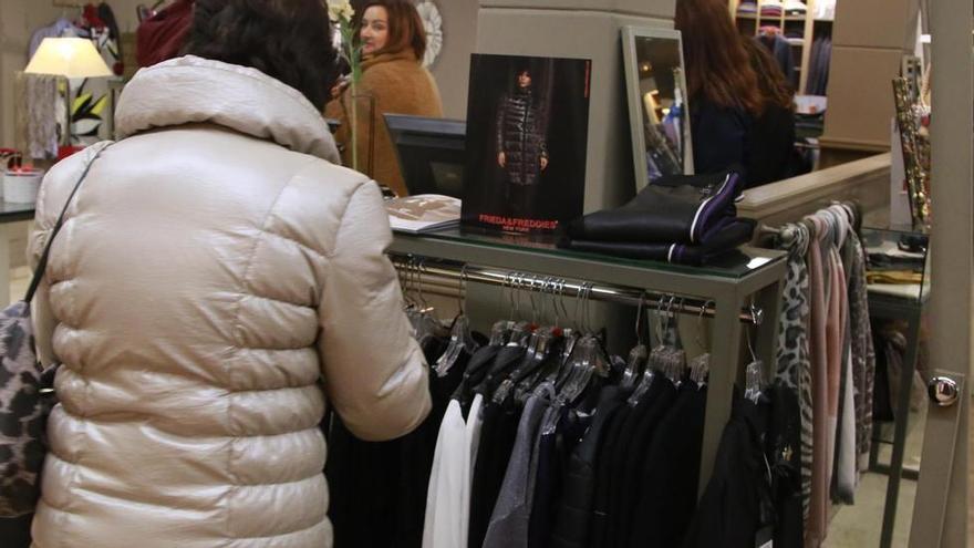 La concentración y el auge turístico dejan tocado al comercio tradicional de la Comunidad Valenciana