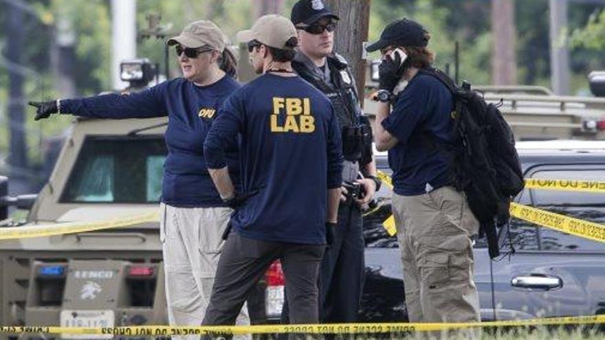 Agents de la FBI a la zona on es va produir l&#039;atac