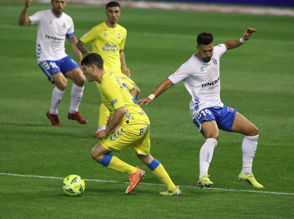 El derbi canario: CD Tenerife - UD Las Palmas