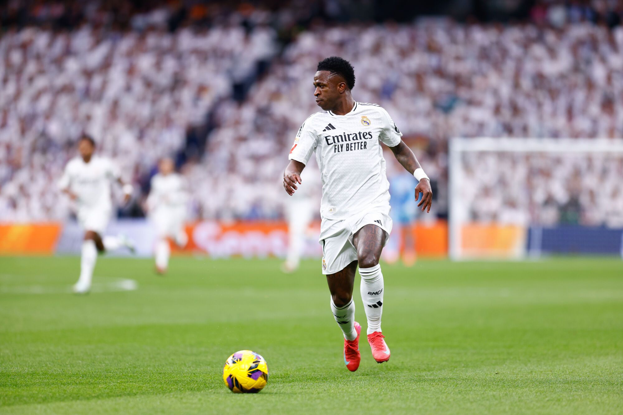 Vinicius Junior of Real Madrid in action during the Spanish League, LaLiga EA Sports, football match played between Real Madrid and Girona FC at Santiago Bernabeu stadium on February 23, 2025, in Madrid, Spain. AFP7 23/02/2025 ONLY FOR USE IN SPAIN. Dennis Agyeman / AFP7 / Europa Press;2025;SPAIN;SPORT;ZSPORT;SOCCER;ZSOCCER;Real Madrid v Girona FC - LaLiga EA Sports;