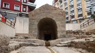 El Principado convocará un concurso de ideas para proteger la fuente de Foncalada tras su restauración