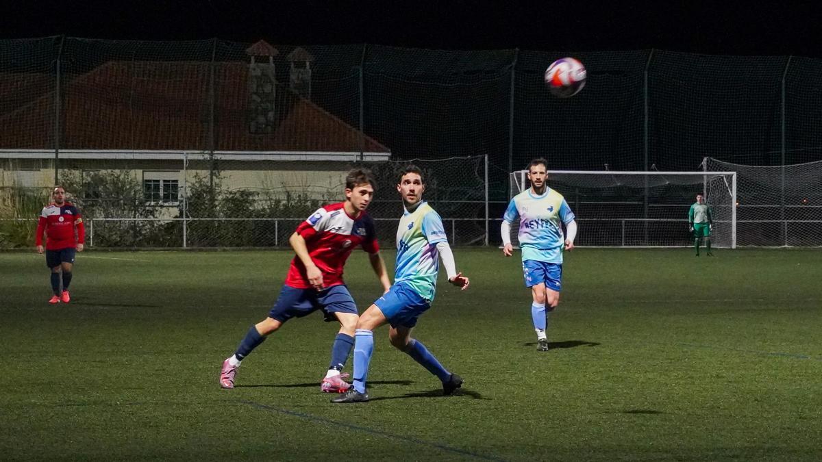 Un instante del partido de La Espina contra el Bosco.