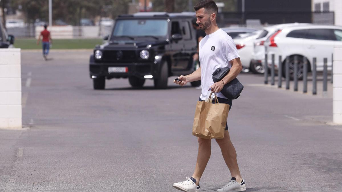 José Luis Gayà, a la salida de un entrenamiento en la Ciudad Deportiva