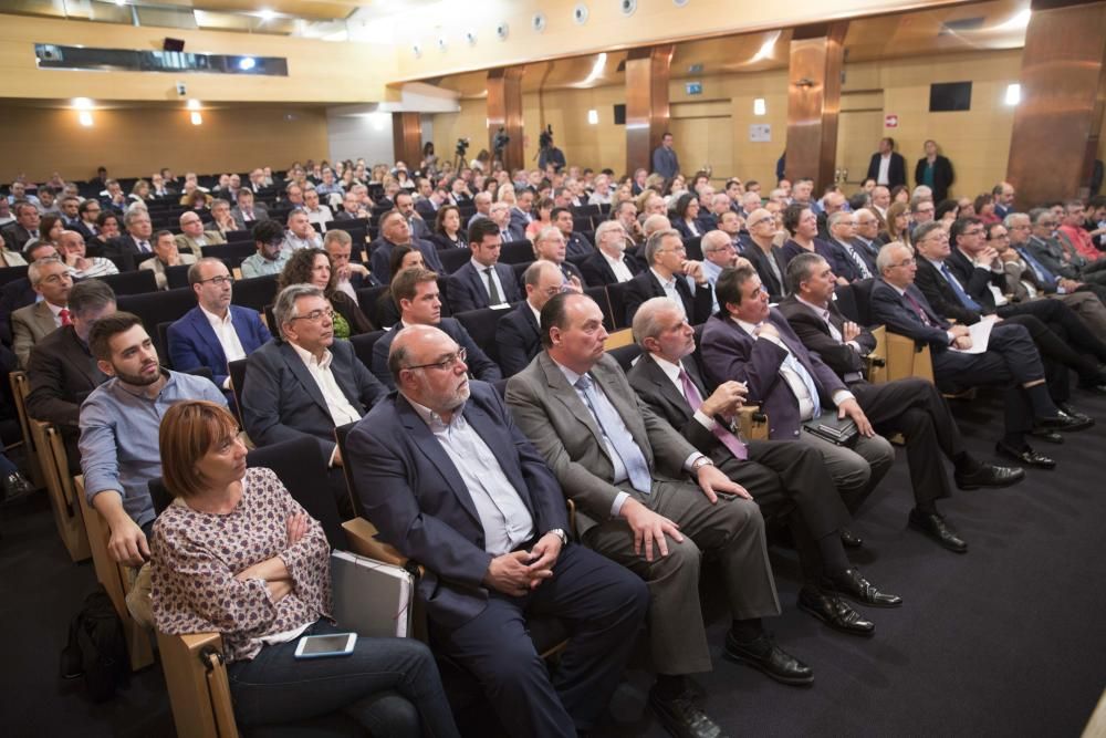 Conferencia de política ambiental de Elena Cebrián en el Club Mercantil