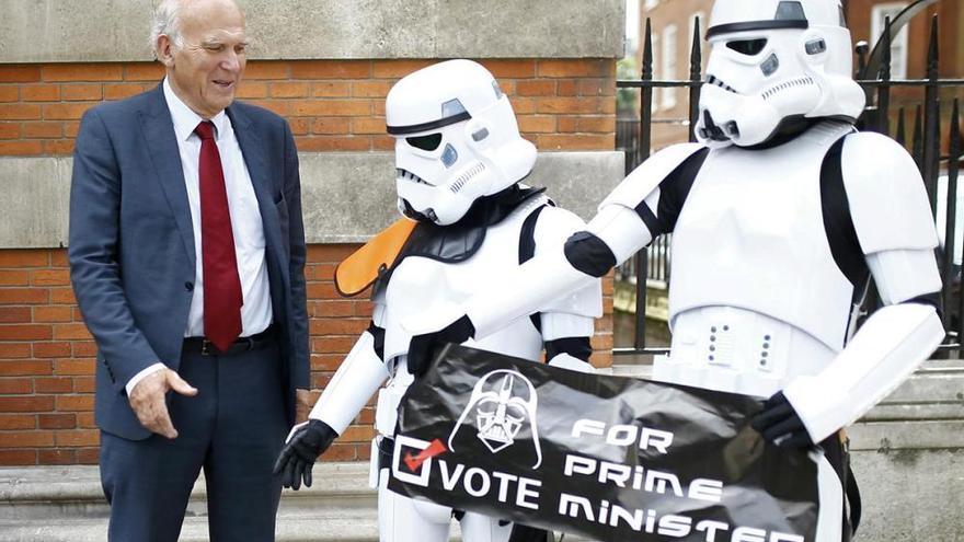 Darth Vader, malvat de «Star Wars», rep més suport que Boris Johnson