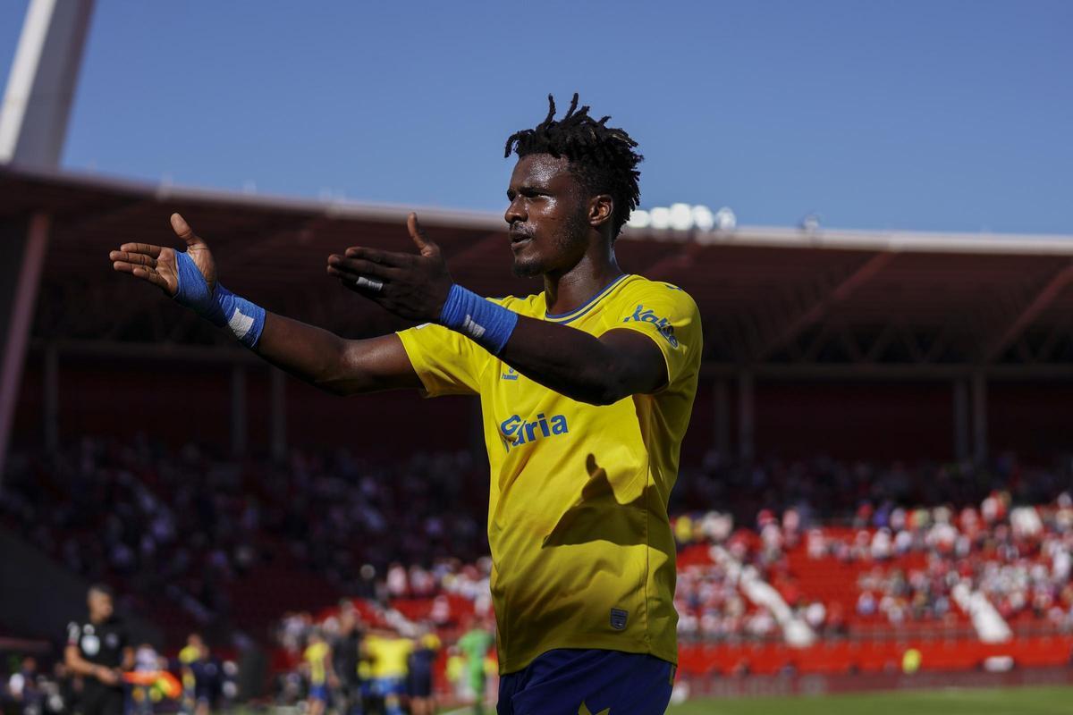 Sory Kaba celebra su gol al Almería.