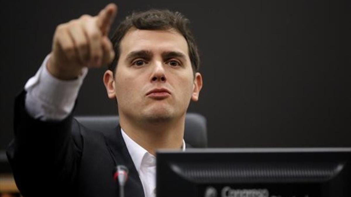 Albert Rivera, durante la rueda de prensa que ofreció el 8 de enero después de la reunión del grupo parlamentario en el Congreso.