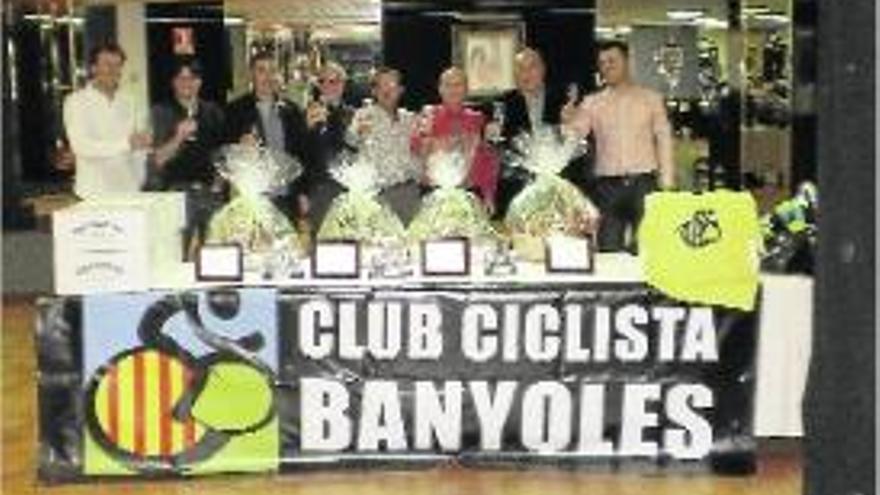 Ciclisme El CC Banyoles fa la festa de fi de curs